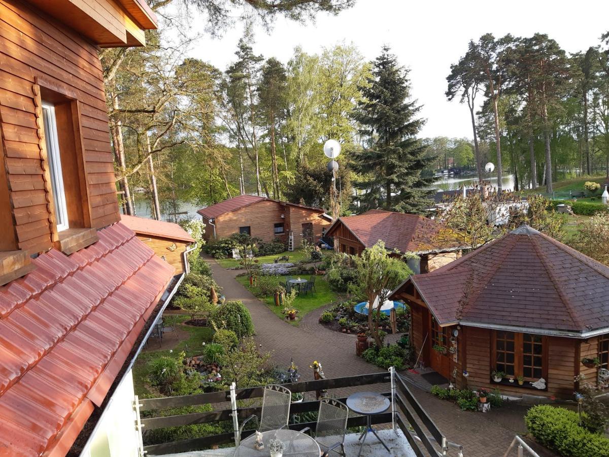 Monikas Gaestehaeuser Seeblick Himmelpfort Hotel Kültér fotó